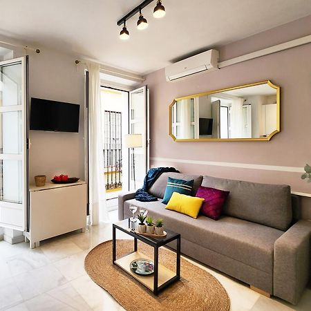 Lovely Center Apartments Seville - Balcony Lux Sol Sevilla Exteriér fotografie